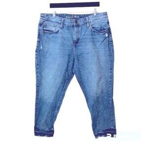 Universal Thread Jeans Womens 14W Straight Leg Bohemian Distressed Ridged Denim